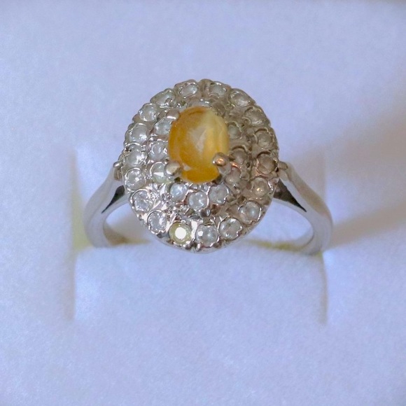 Cubic Zirconia & Oval Cut Yellow Stone Fashion Ring - Picture 2 of 5